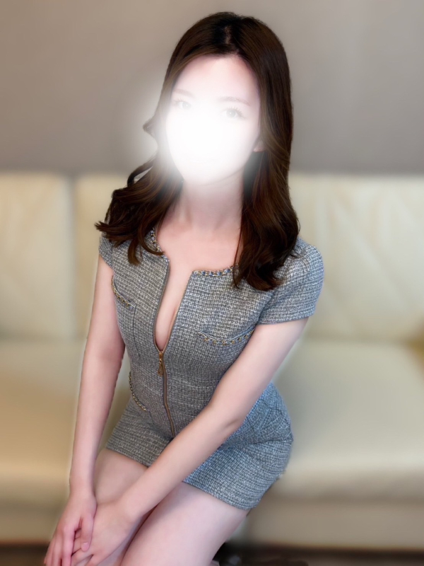 姫宮れいな